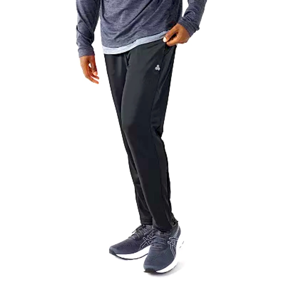 Mens Tek Gear black athletic pants.  Size Medium